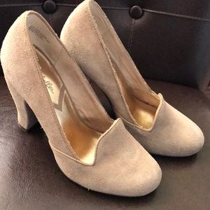 Seychelles Women’s Shoes -Size 7-Suede Leather